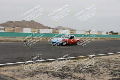 media/Jun-01-2025-CalClub SCCA (Sun) [[eae223c5dd]]/Group 5/Race (Front Straight)/